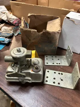 110-n Stewart Warner Vintage Model 6 Volt Electric Fuel Pump New Usa