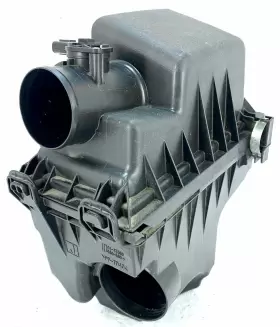 10075 Toyota -10075 2018-2022 C-hr Air Cleaner Assembly And Flow Meter 2.0l Oem