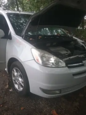 177.to1205 Toyota Sienna 2005 Fuel Filler Door 1713955