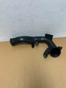 17751-0v041 Toyota 2013 To 2018 Rav4 2.5l Air Intake Cleaner Hose Tube Oem 941r Dg1