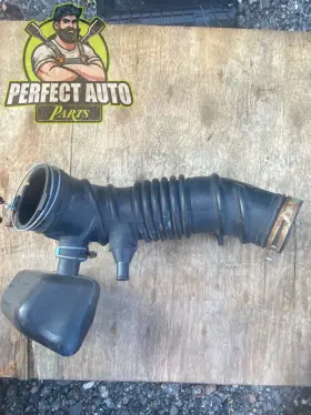 17893-28060 Toyota 2006 - 2008 Rav4 Air Intake Hose Tube Duct With Resonator Oem