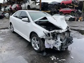 179.to1j14 Toyota Camry 2014 Fuel Filler Neck 1349681