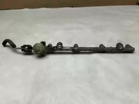 345.to1j09 Toyota Camry Hybrid 2009 Fuel Injector Rail Factory