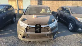 702.to1d16 Toyota Highlandr 2016 User Defined 2838604