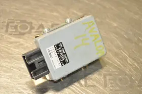 89570-33010 Toyota Avalon 13-18 3.5 Fuel Pump Control Module