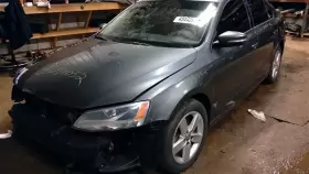 177.vw1l12 Volkswagen Jetta 2012 Fuel Filler Door