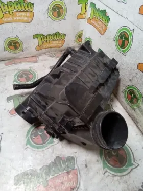 319-67617 Volkswagen Air Cleaner 1.4l Vin B 5th Digit Engine Id Czta Fits 16-18 Jetta 3134306
