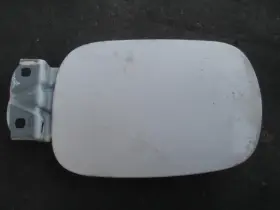 177.vo1i01 Volvo Fuel Filler Door Gas Flap Lid 2001 S40