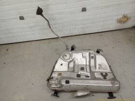 Volvo 197-50288 V70 Xc70 Fuel Gas Storage Reservoir Tank Fits 2001 2002 2003 2004 01 02 03
