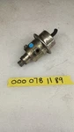 Mercedes Benz Original Bosch 560SL Fuel Pressure Regulator 0000781189 0438161013 Used. Price: $150.00.