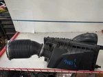 Passenger Air Cleaner 3.0L Gasoline Fits 15-19 Range Rover 745779 Used. Price: $185.24.