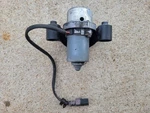 Mercedes 97-04 Slk Class Brake Booster Vacuum Pump Used. Price: $50.09.
