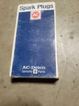 Nos Ac R44TSX Spark Plugs Gm 5613935 (8) New. Price: $30.00.