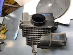 Driver Left Air Cleaner 5.0L Fits 17-19 G90 760275 Used. Price: $113.99.