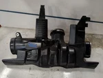 Driver Left Air Cleaner 3.0L Gasoline Fits 15-19 Range Rover 747639 Used. Price: $280.24.